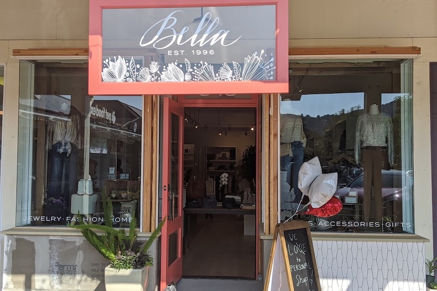 red-hill-bella-entrance-shop